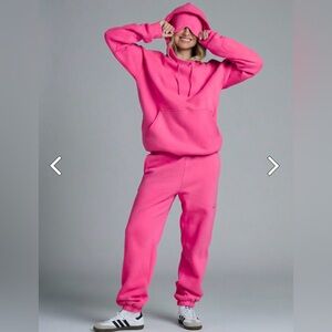 Comfrt Airplane Mode Set - Hot Pink